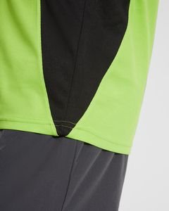 Roly CA0424 - TOKYO Short-sleeve technical t-shirt with a combination of two colour panels
