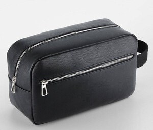QUADRA QD779 - TAILORED LUXE PU WASH BAG